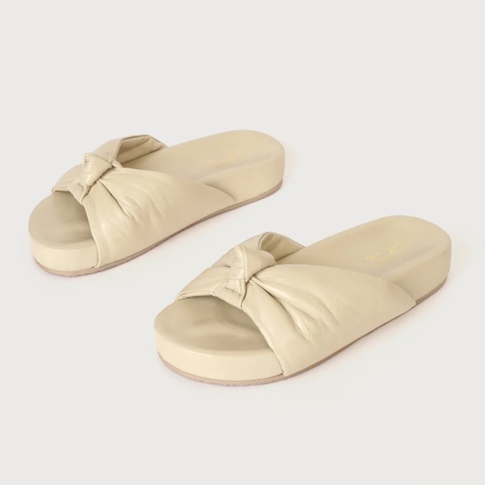 Seychelle’s Set the Tone Leather Knotted Slide Sandals / puff slides